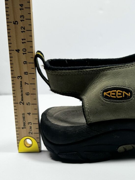 Keen Men\'s Newport Leather Sandal Waterproof Closed-Toe Size 13 Gray Olive Green main image 2